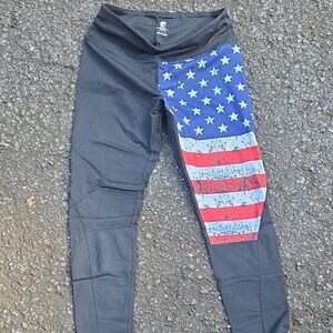 Born Primitive Leggings Sz L